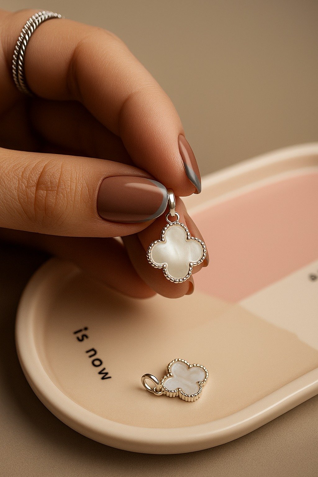 DIJE VAN CLEEF BLANCO CP-D