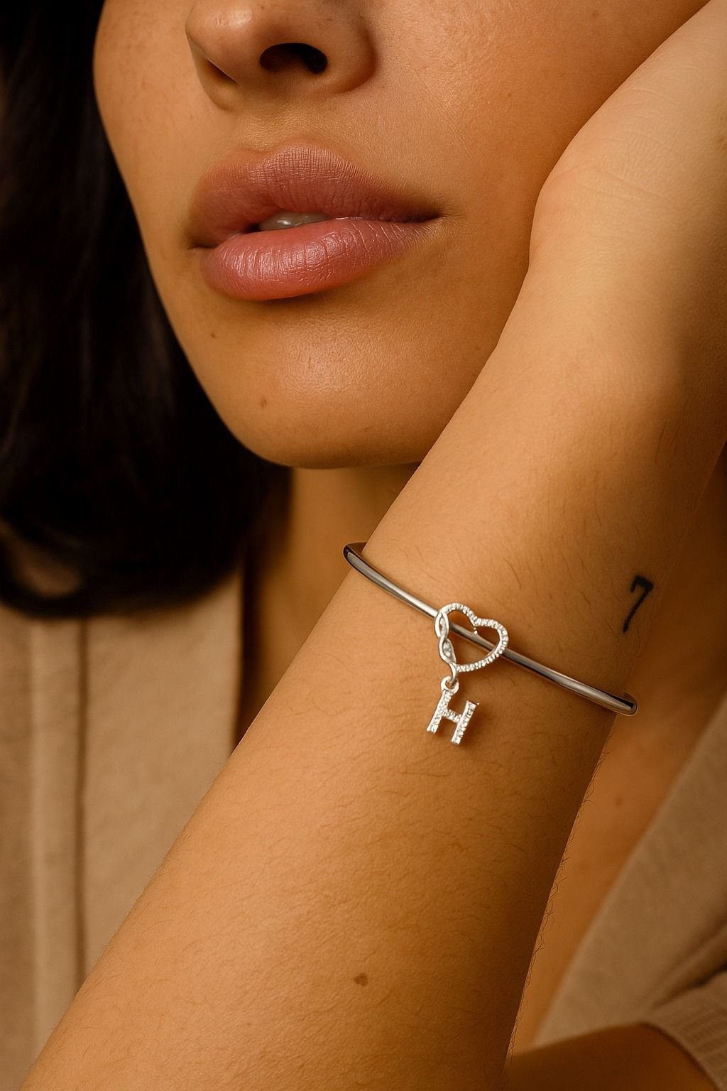 CHARMS AMOR INFINITO LETRA "H" CUBIC T-1F