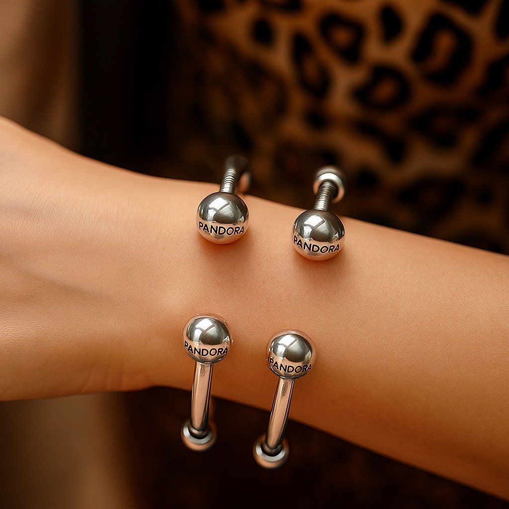 PULSERA ESCLAVA ABIERTA PAVE "CON INSCRIPCION" 18cm