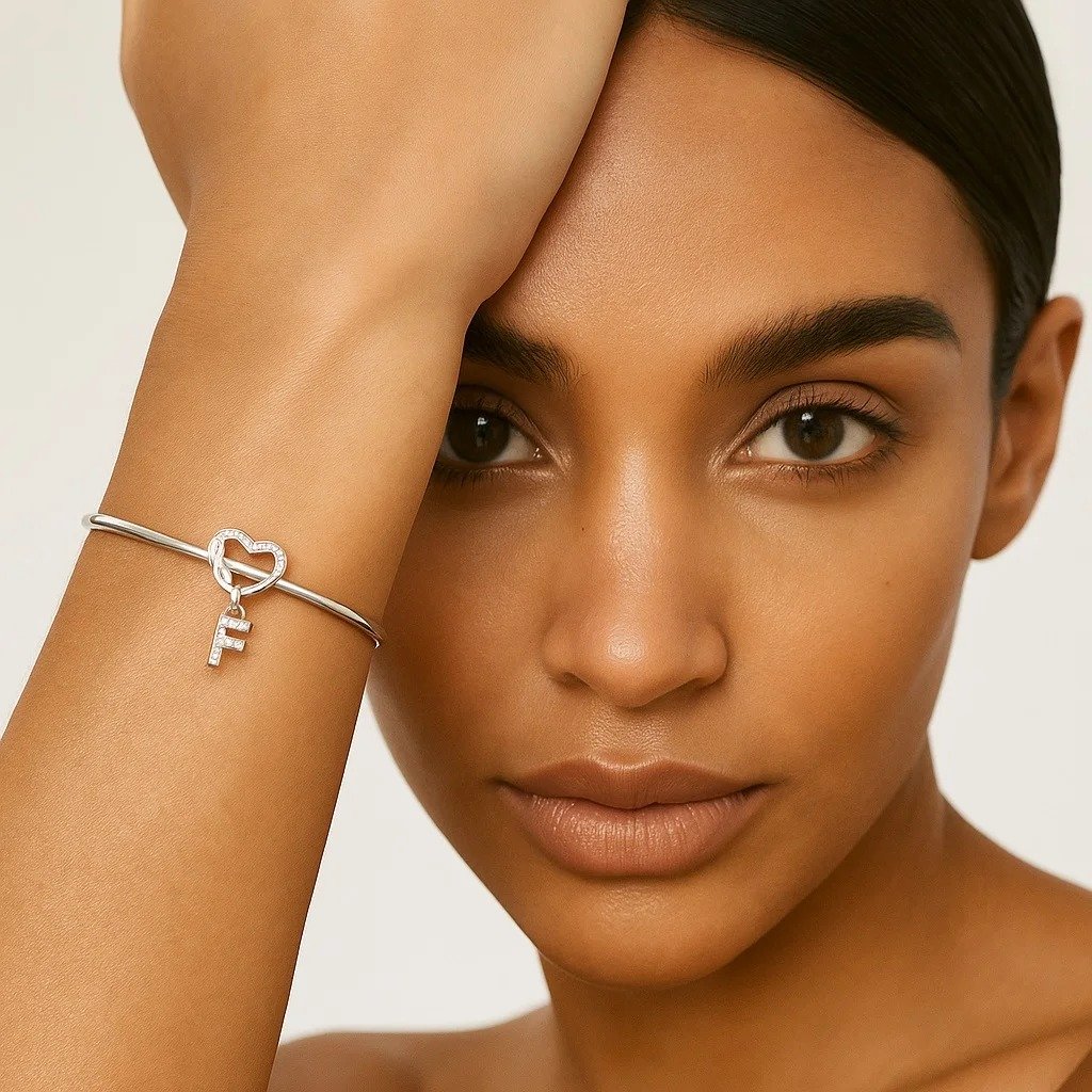 CHARMS AMOR INFINITO LETRA "F" CUBIC T-1F