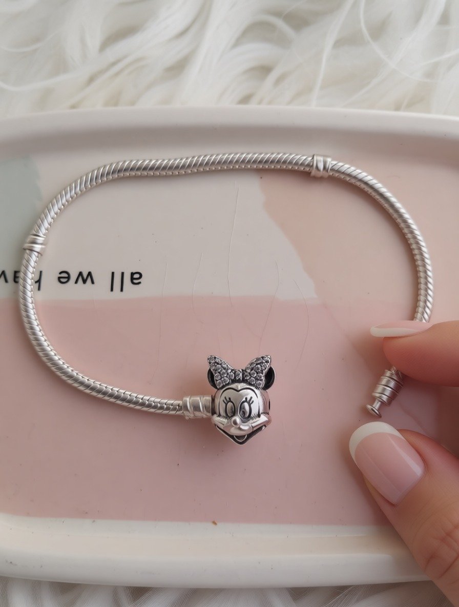 PULSERA SEMI RIGIDA  CIERRE MINNIE MOUSE 18cm