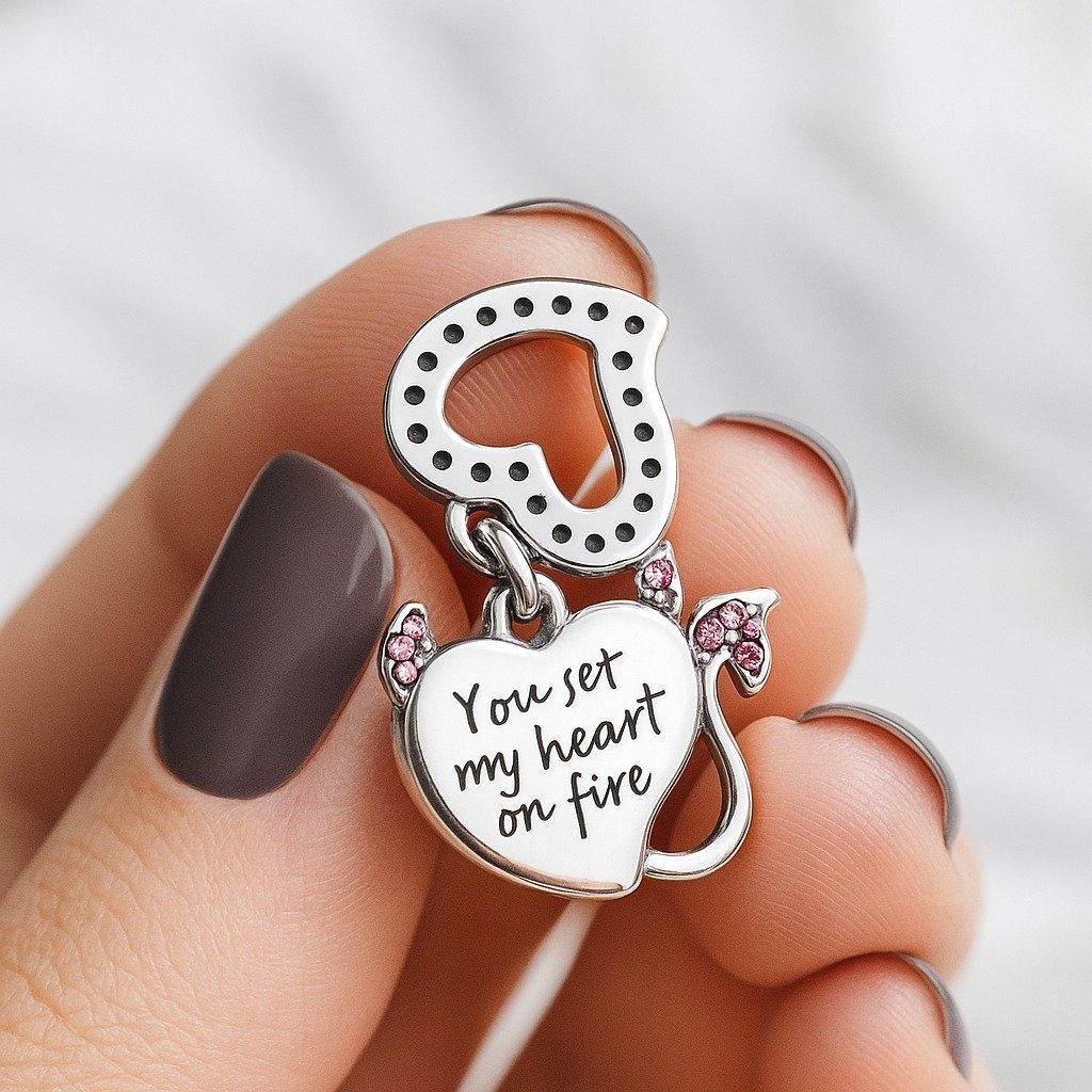 CHARMS DOBLE CORAZON DIABLO T-1D