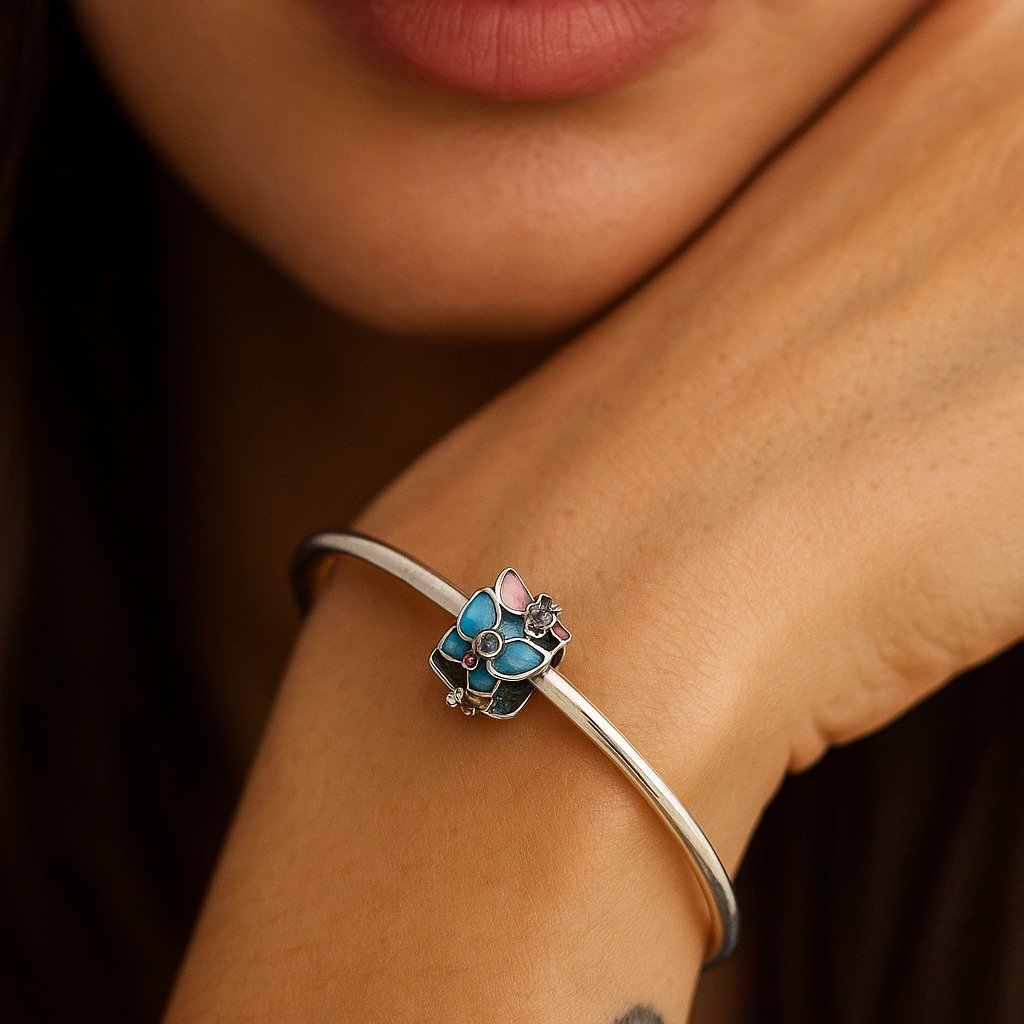 CHARMS DONA MARIPOSAS "BRILLA EN LA OSCURIDAD" T-1C