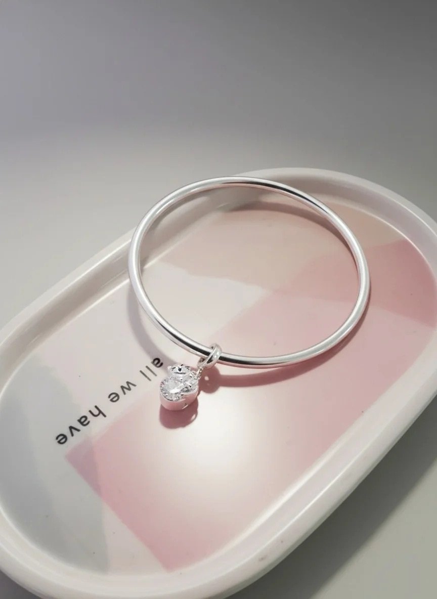 CHARMS  GATO ZAFIRO BLANCO T-1C