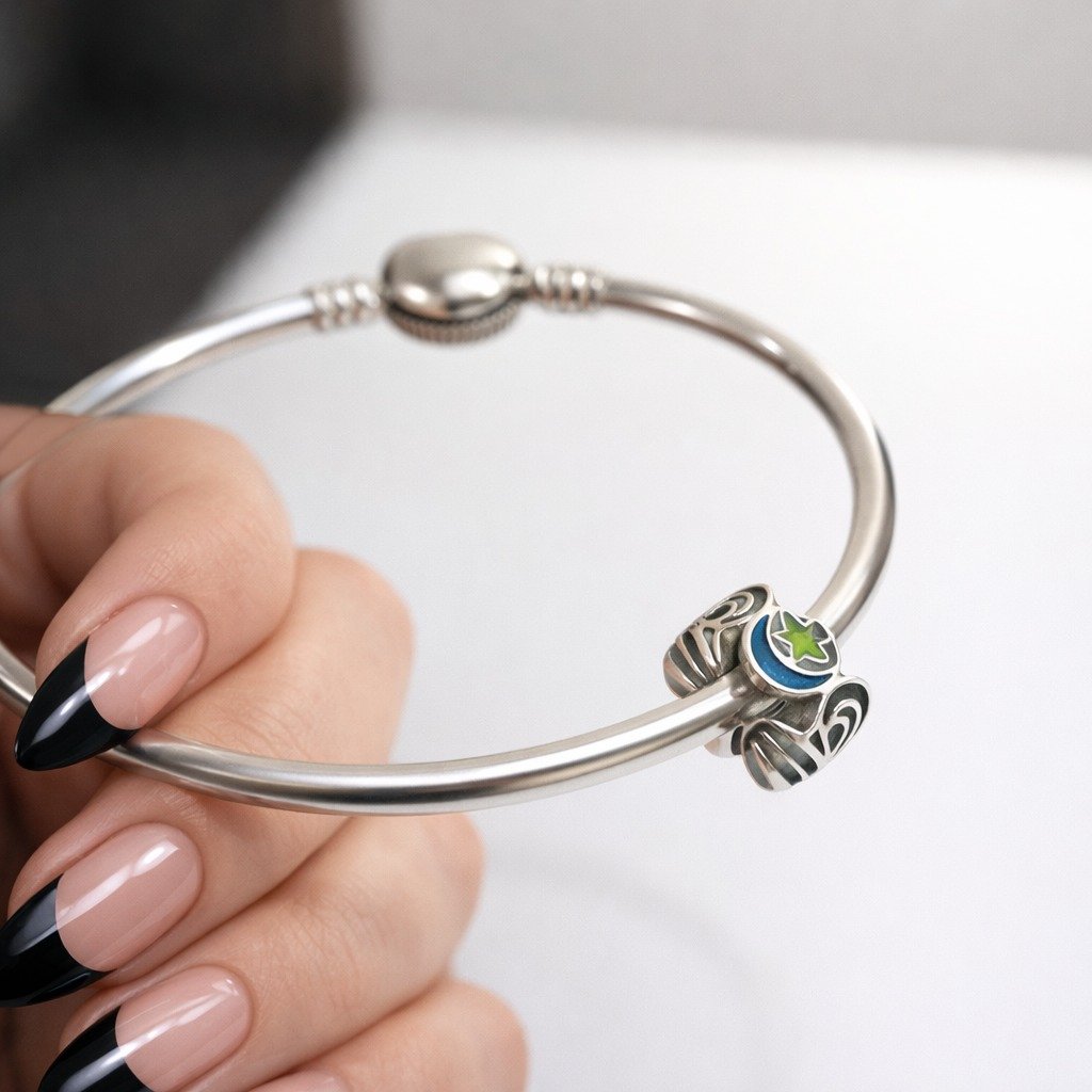 CHARMS  BRILLA EN LA OSCURIDAD T-1F