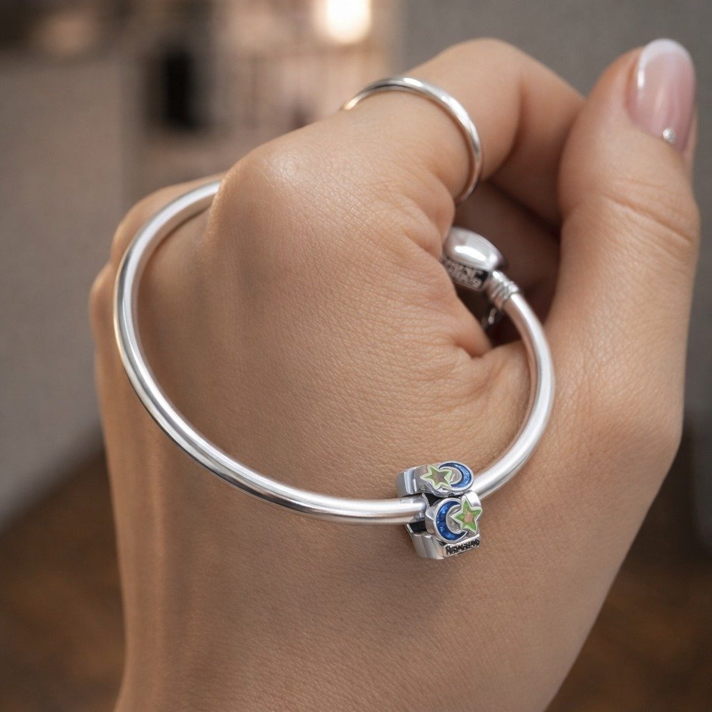 CHARMS  BRILLA EN LA OSCURIDAD T-1F