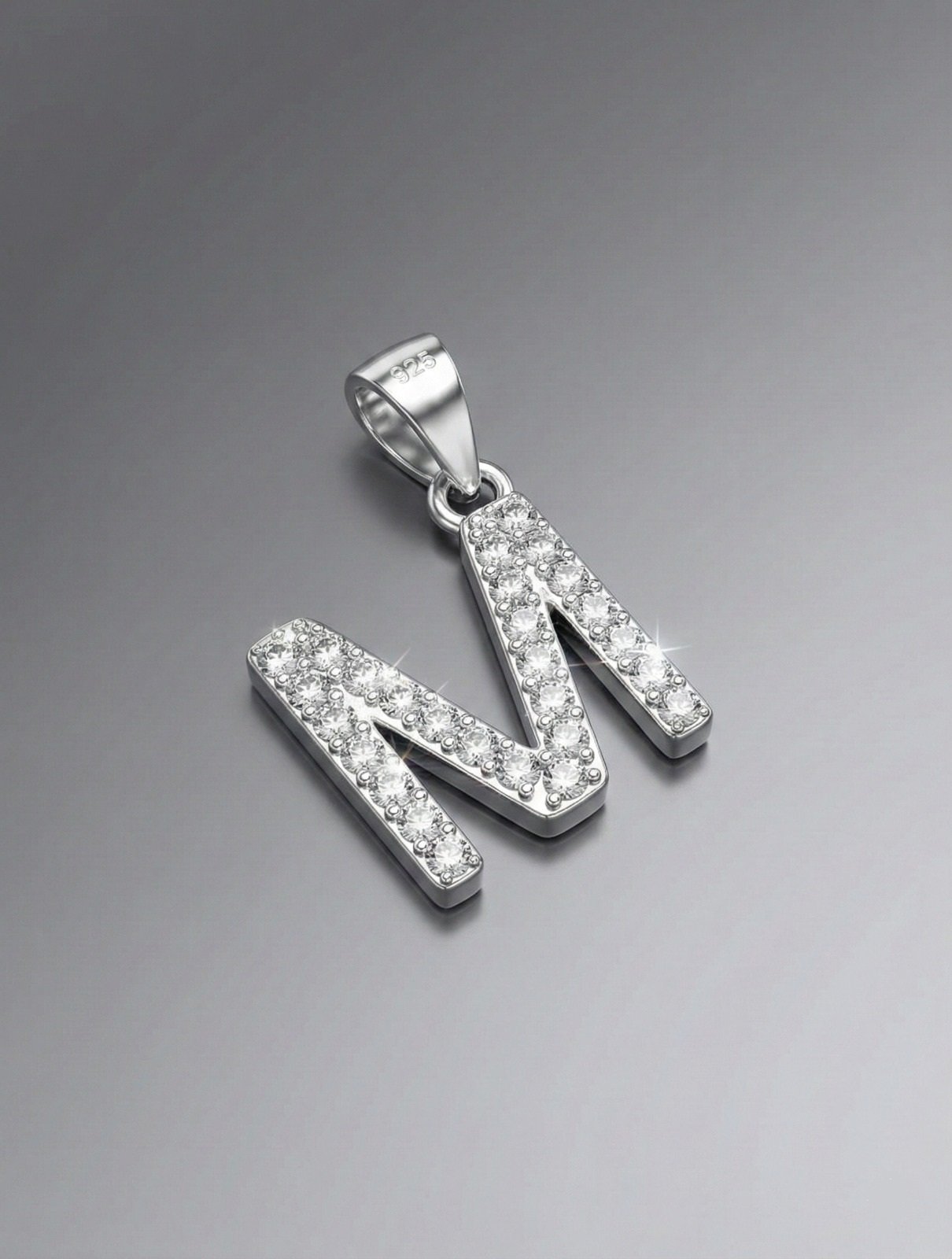 DIJE LETRA CUBICS "M"   12mm CP-D