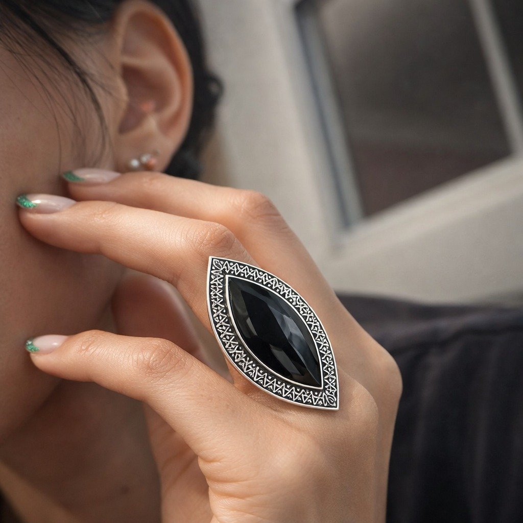 Anillo OVAL ONIX NEGRO C-105A