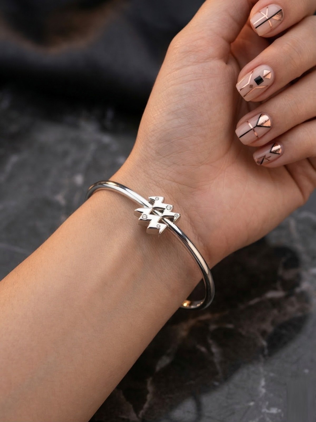 CHARM ACUARIO T-1G