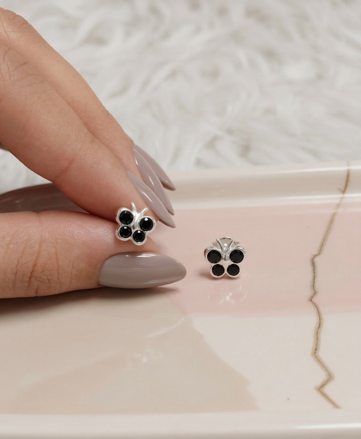 Pasante Mariposa negra CM-A