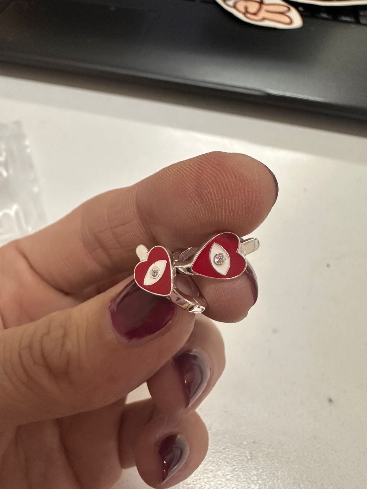ARGOLLAS HUGGIES DE CORAZON ROJO 9mm CP-A