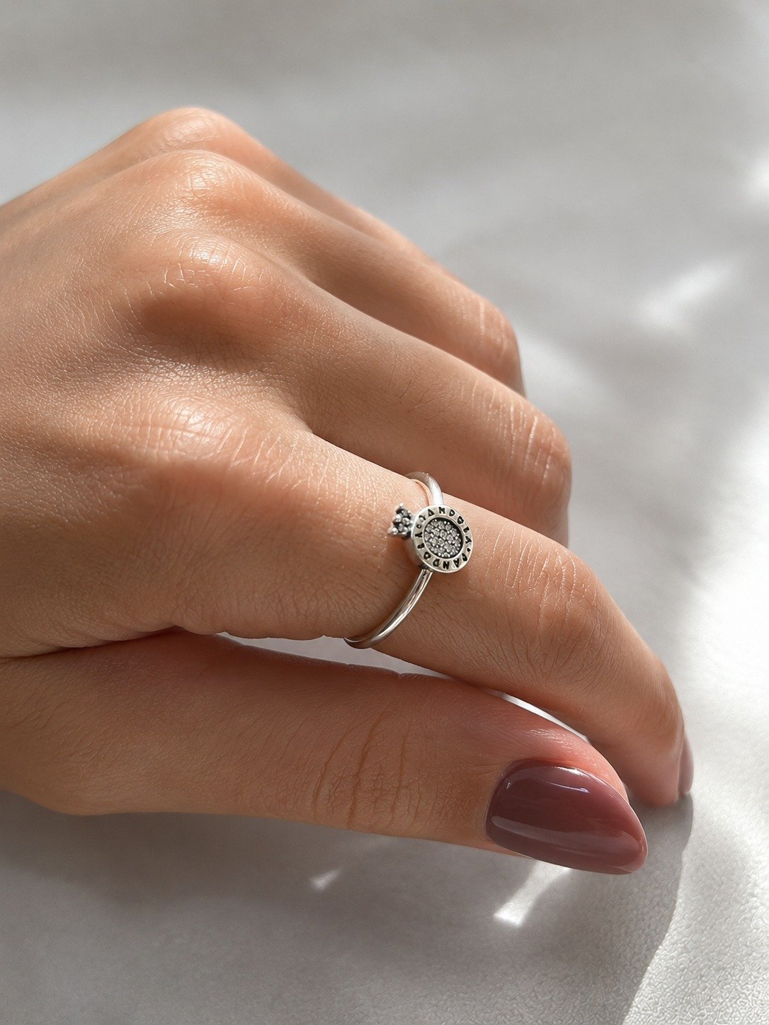 Anillo Pandora Corona "CON INSCRIPCION" C-109A