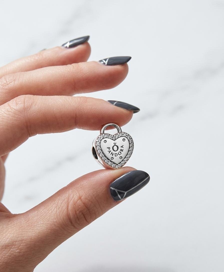 CHARMS TRABA CORAZON PANDO T-1B