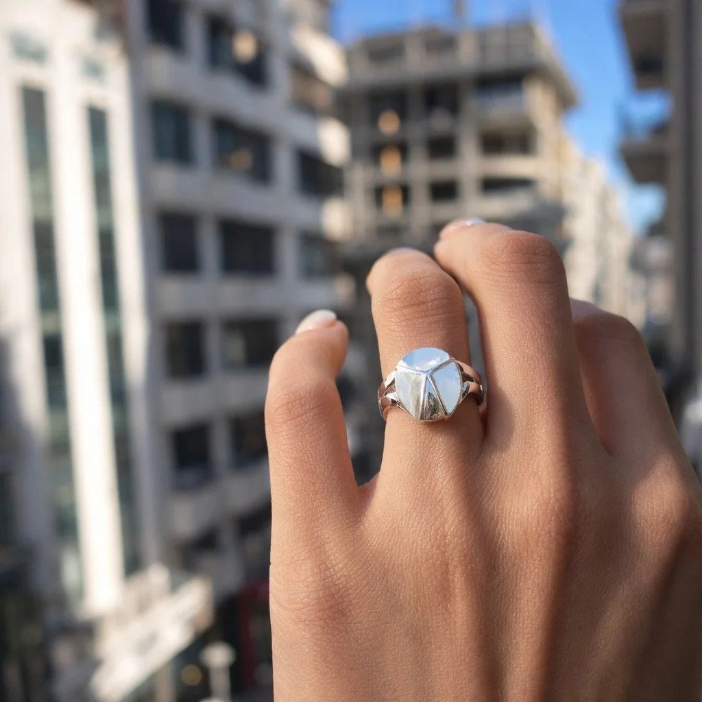 Anillo Nacar Blanco C-105A