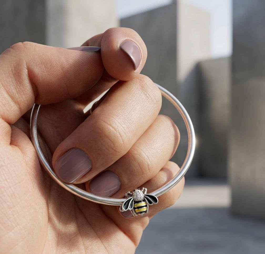 CHARMS ABEJA T-1C