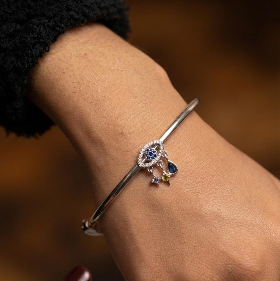 CHARMS OJO Y ESTRELLAS T-1D