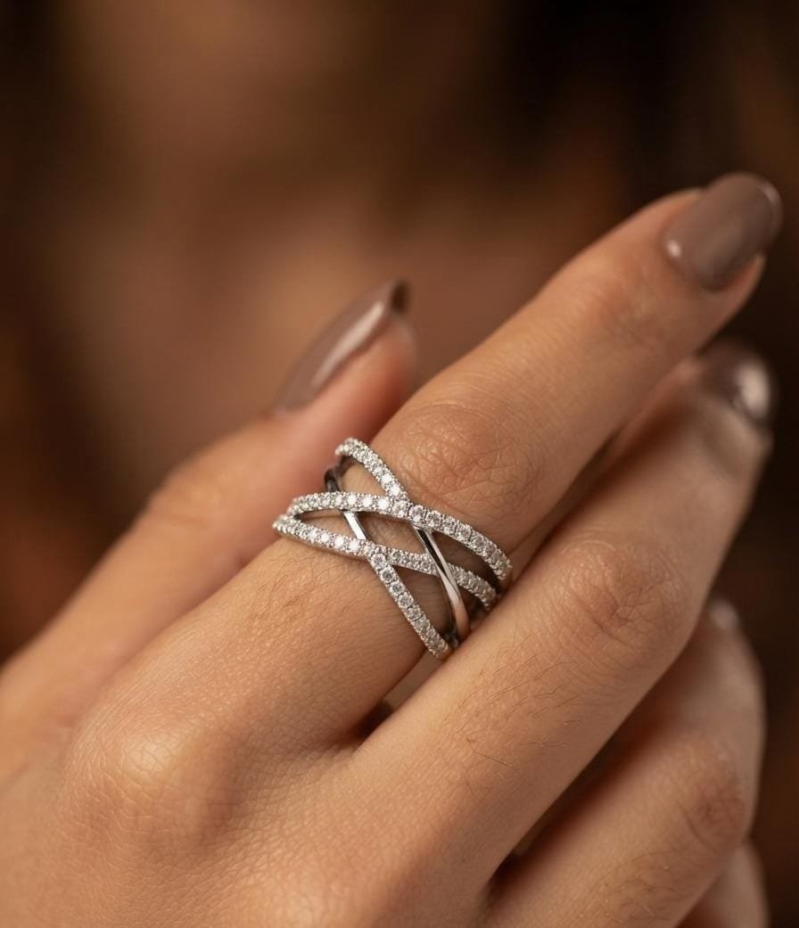 ANILLO ENTRELAZADO RODINADO C-117A