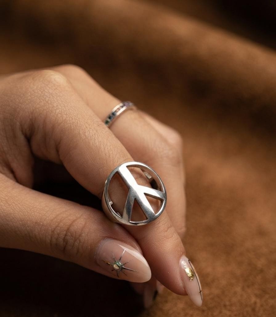 Anillo SIMBOLO DE LA PAZ "TALLE UNICO #12" C-5A