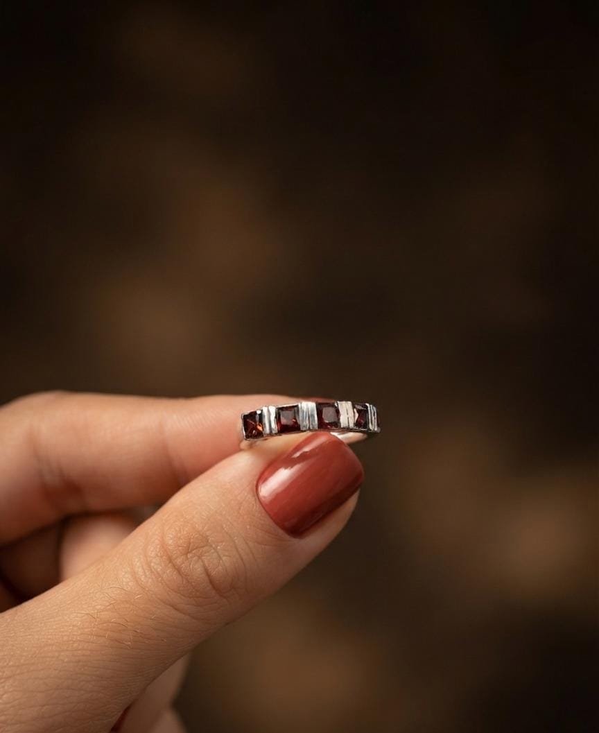 ANILLO MEDIO SIN FIN ROJO "TALLE UNICO #10" C-102C