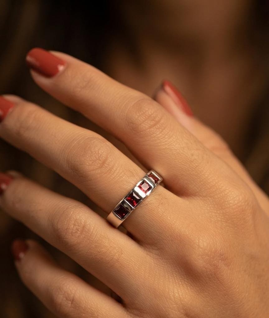 ANILLO MEDIO SIN FIN ROJO "TALLE UNICO #10" C-102C