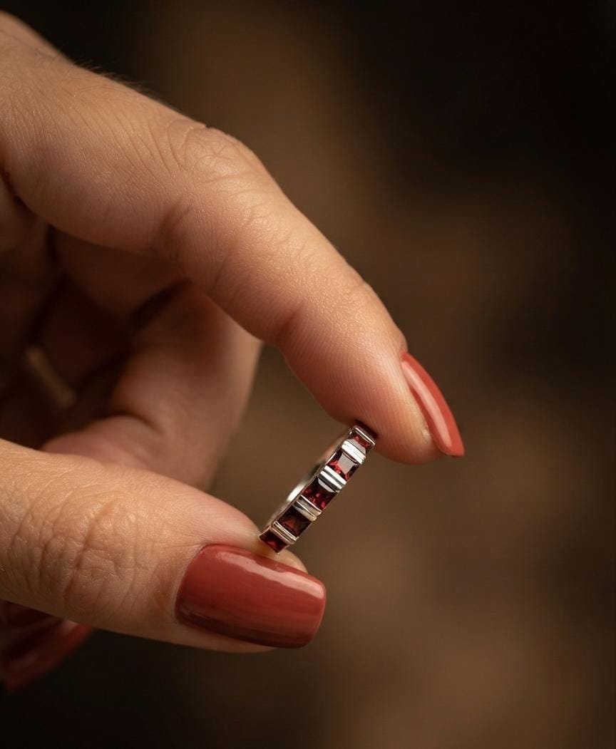ANILLO MEDIO SIN FIN ROJO "TALLE UNICO #10" C-102C