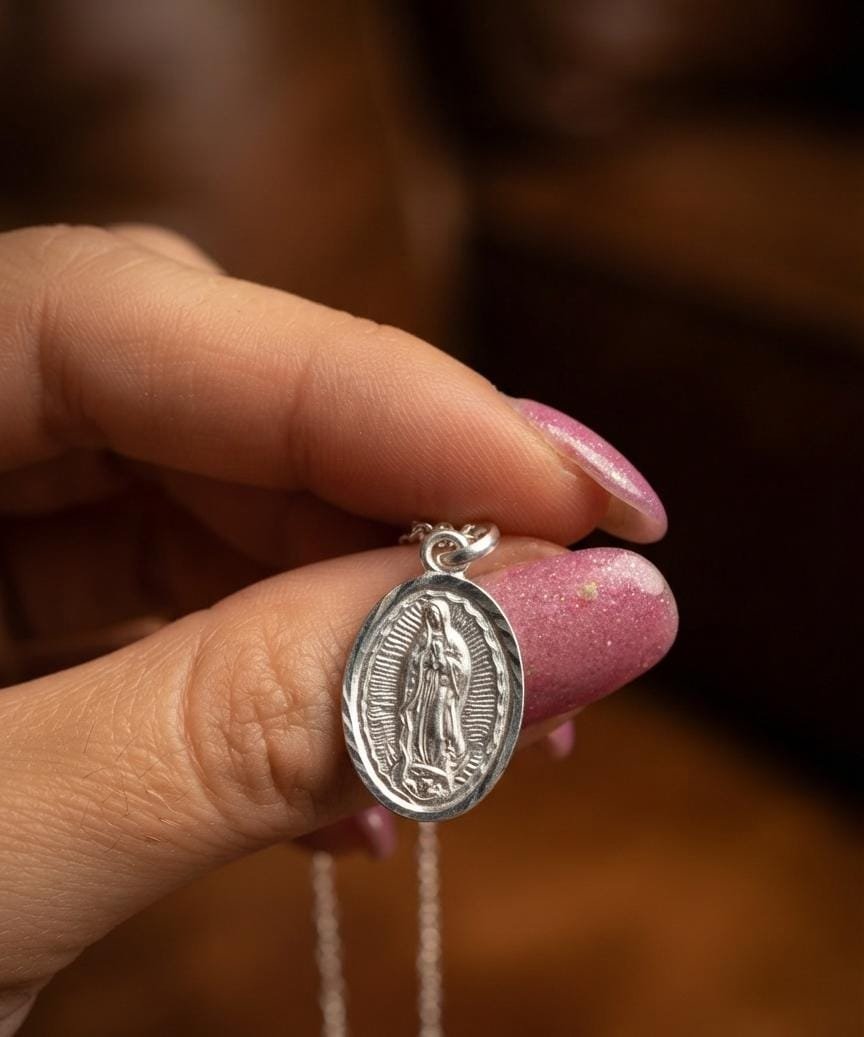 DIJE RELIGIOSO VIRGEN GUADALUPE 12x17mm