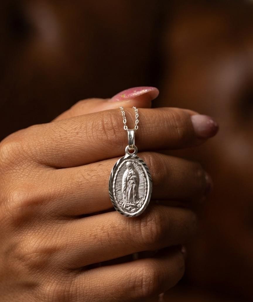 DIJE RELIGIOSO VIRGEN GUADALUPE 12x17mm