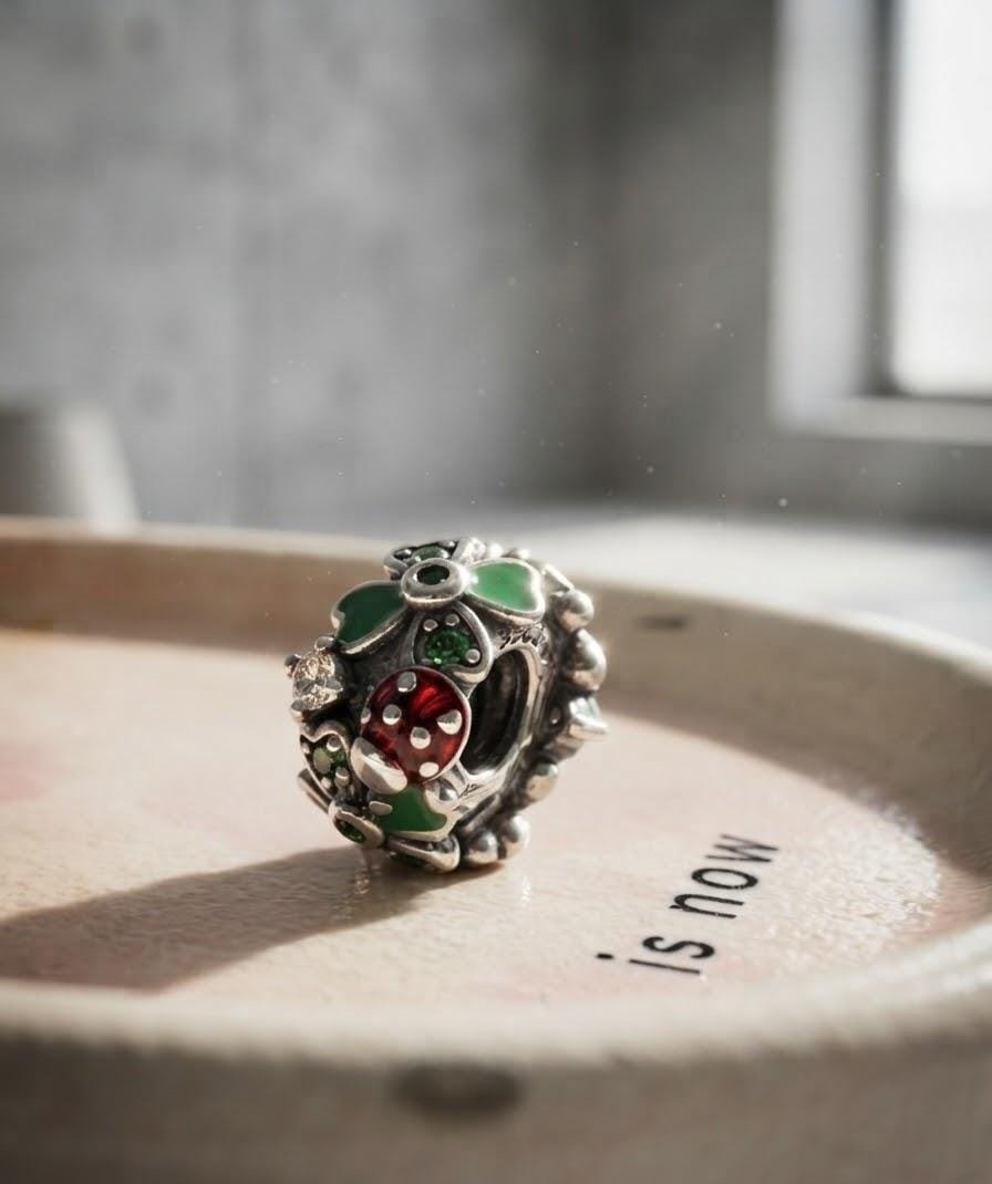 CHARMS TREBOL Y MARIQUITA T-1C