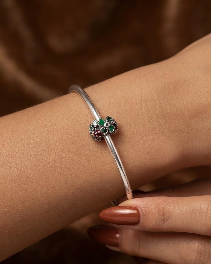 CHARMS TREBOL Y MARIQUITA T-1C